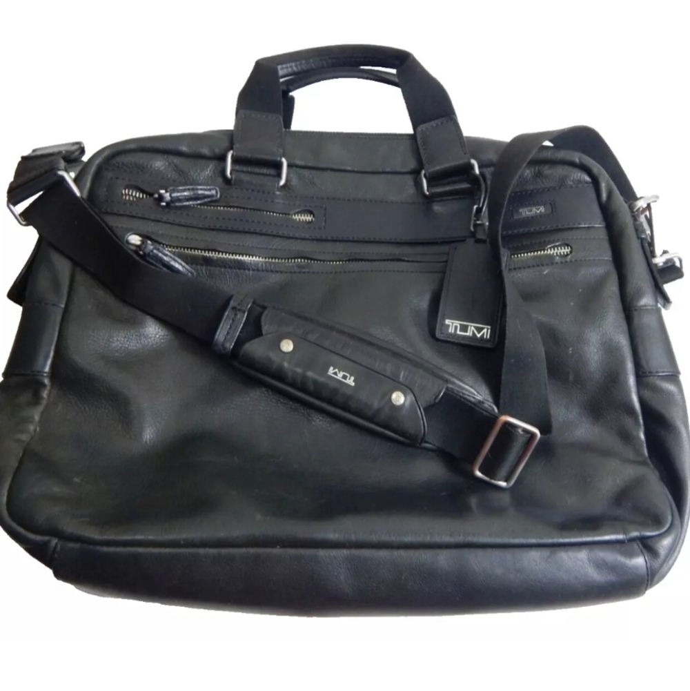 Tumi Laredo Slim‎ Leather Briefcase